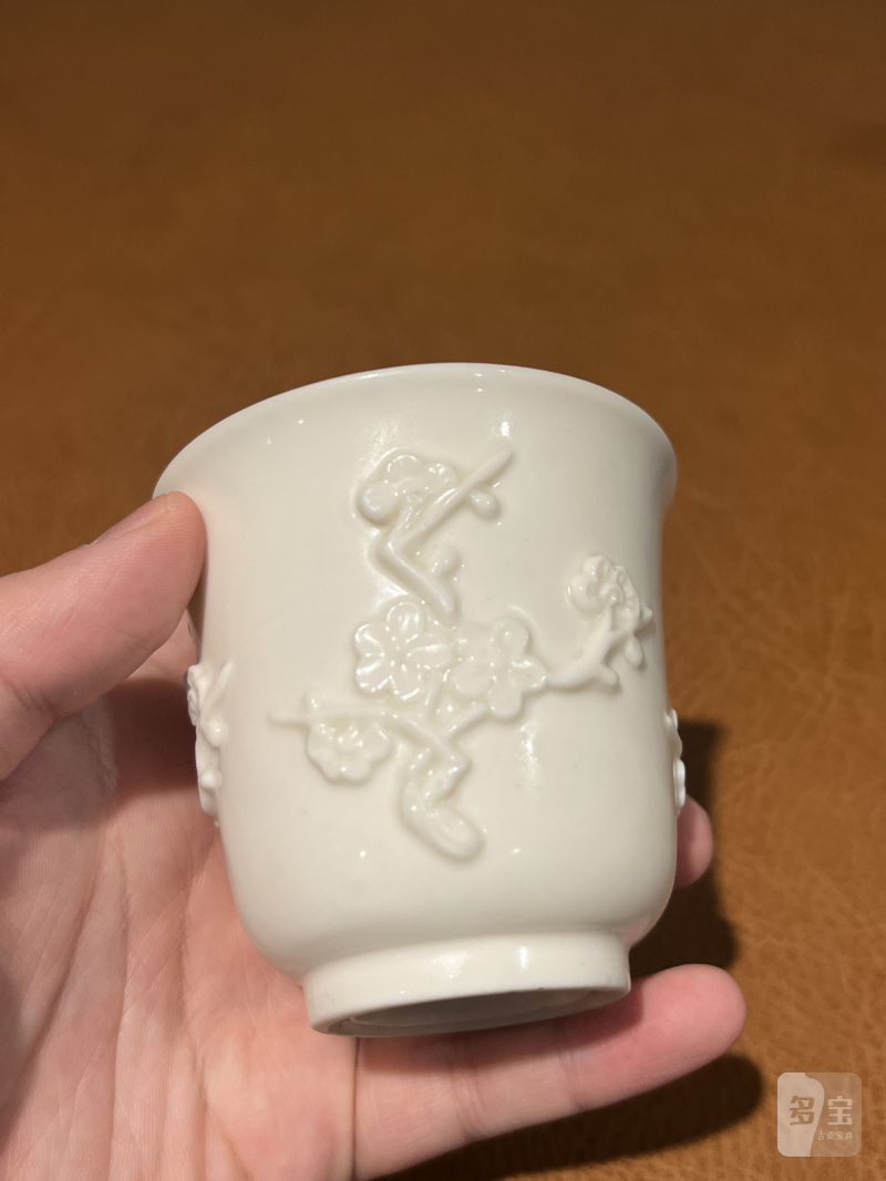 十七世纪 德化模印梅花纹仰钟杯 - 图7